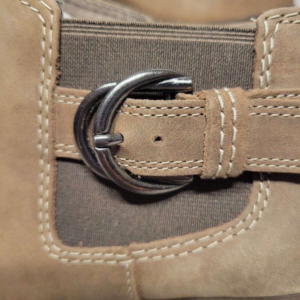 Clarks Women's Adreena Field Booties - Picture 4 of 9